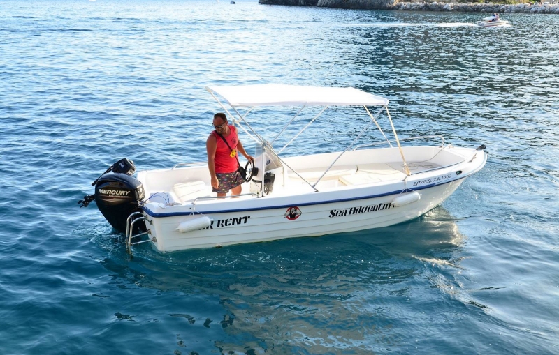 SK-1562 Spiros